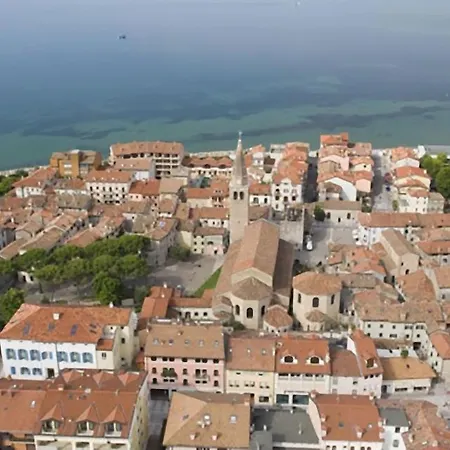 Apartment Ca' Morosini 3 *